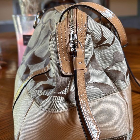 EUC COACH KHAKI SIGNATURE TAN STRIPED LEATHER BAG SATCHEL SHOULDER PURSE - Picture 3 of 11